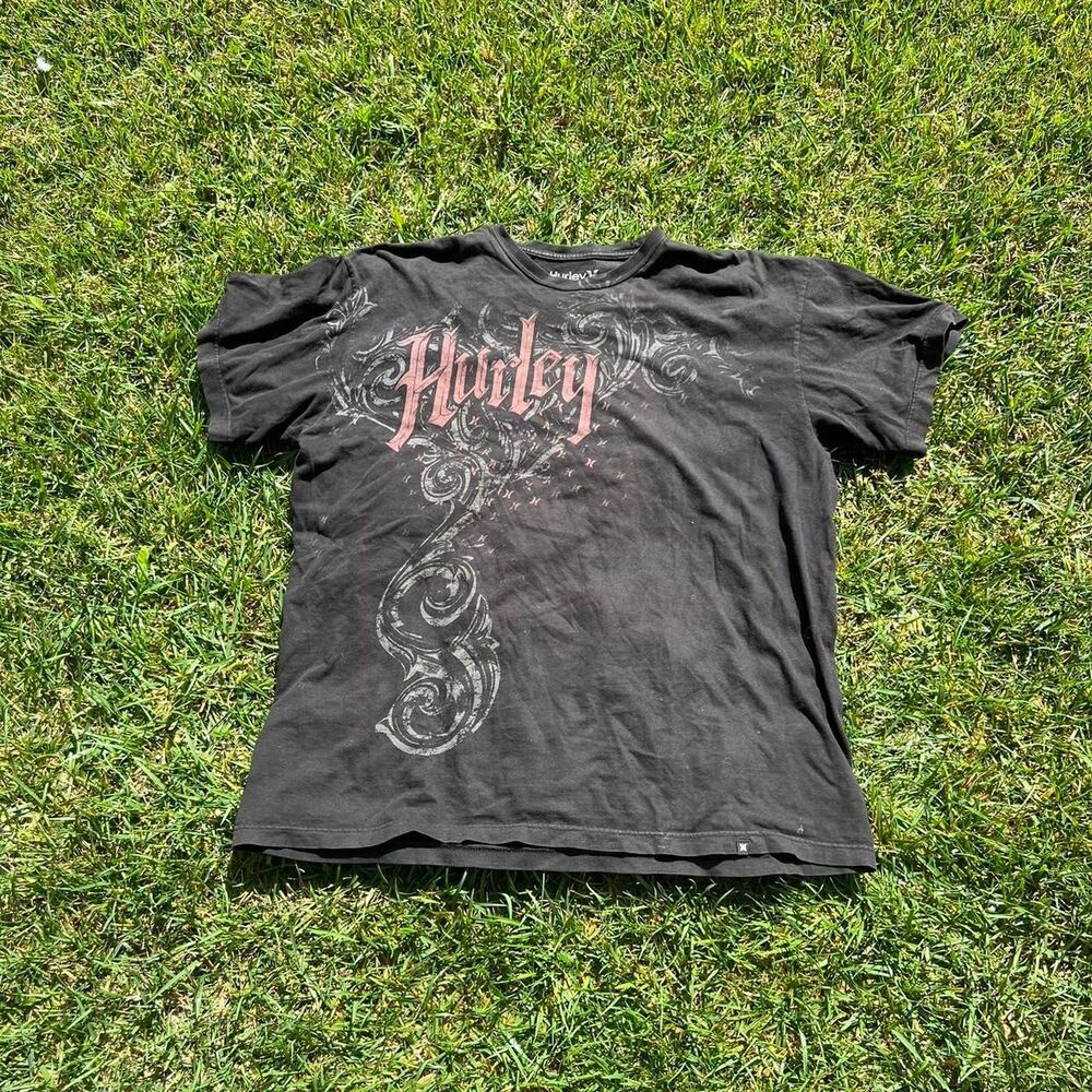 Hurley Regular Fit y2k tee mens size xxl y2k affliction style